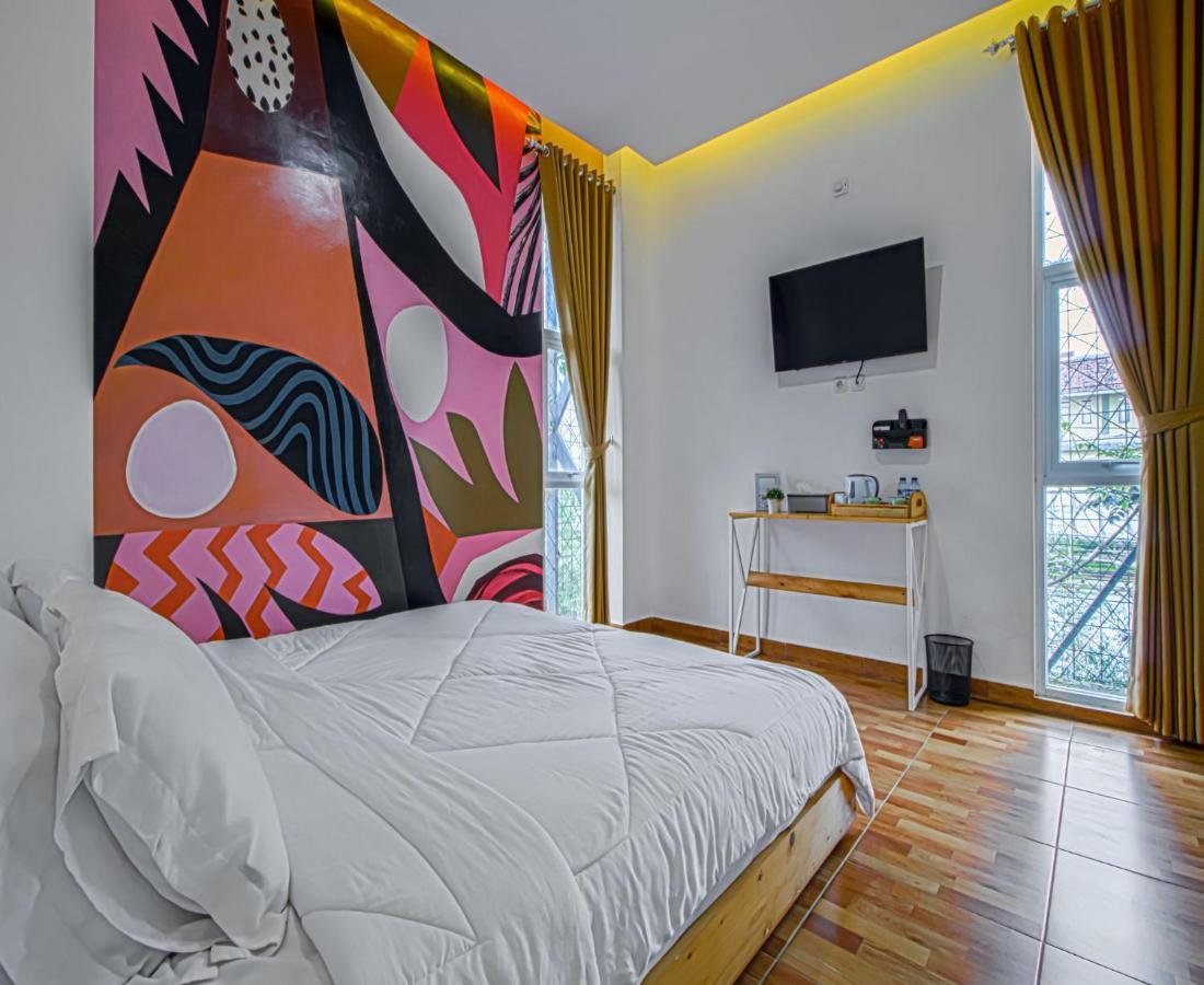 D'Journey Hotel Lembang Exterior photo